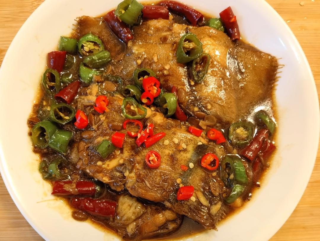 酱焖蝶鱼的做法