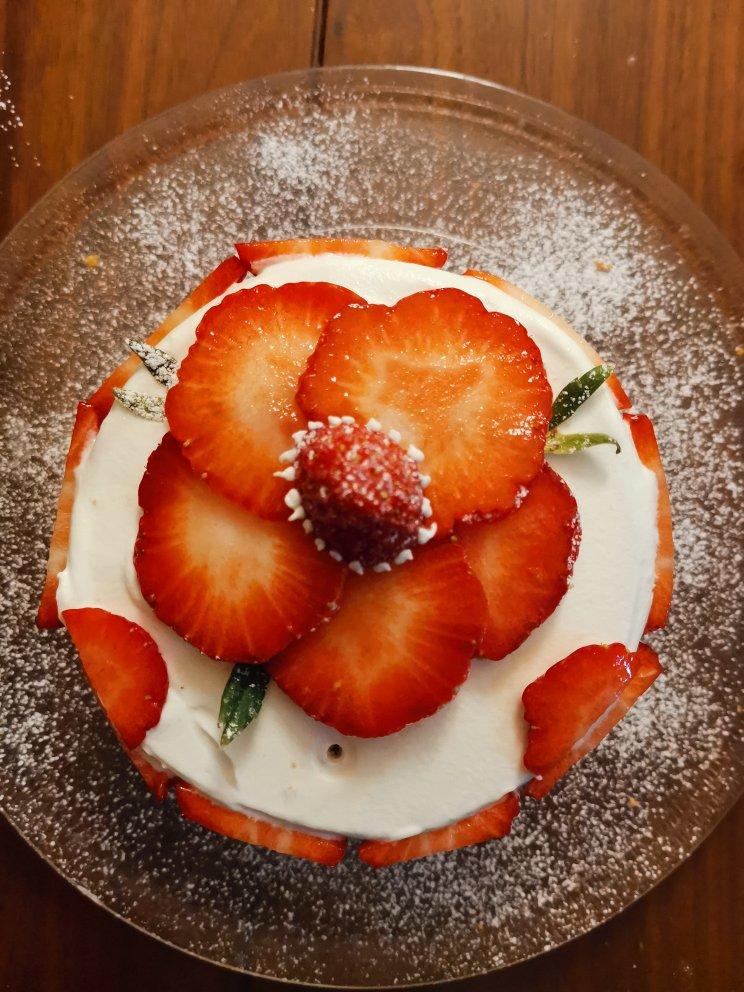 送给你一朵小红花|草莓盒子蛋糕