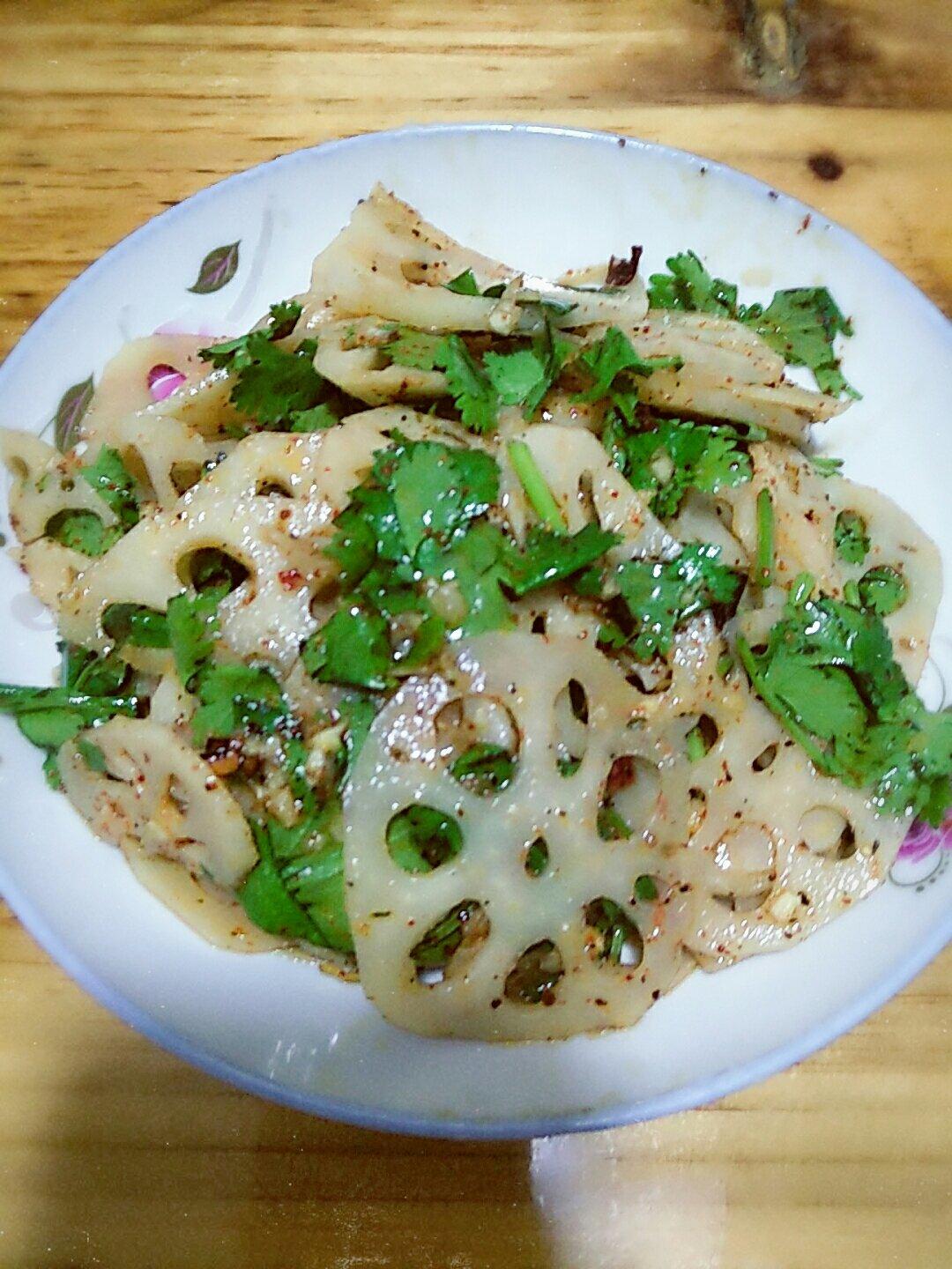 污界小仙女-1做的凉拌藕片