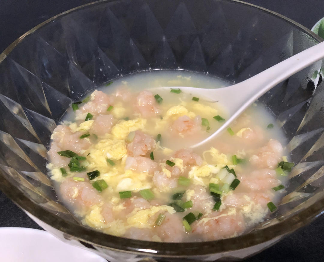 虾滑紫菜蛋汤