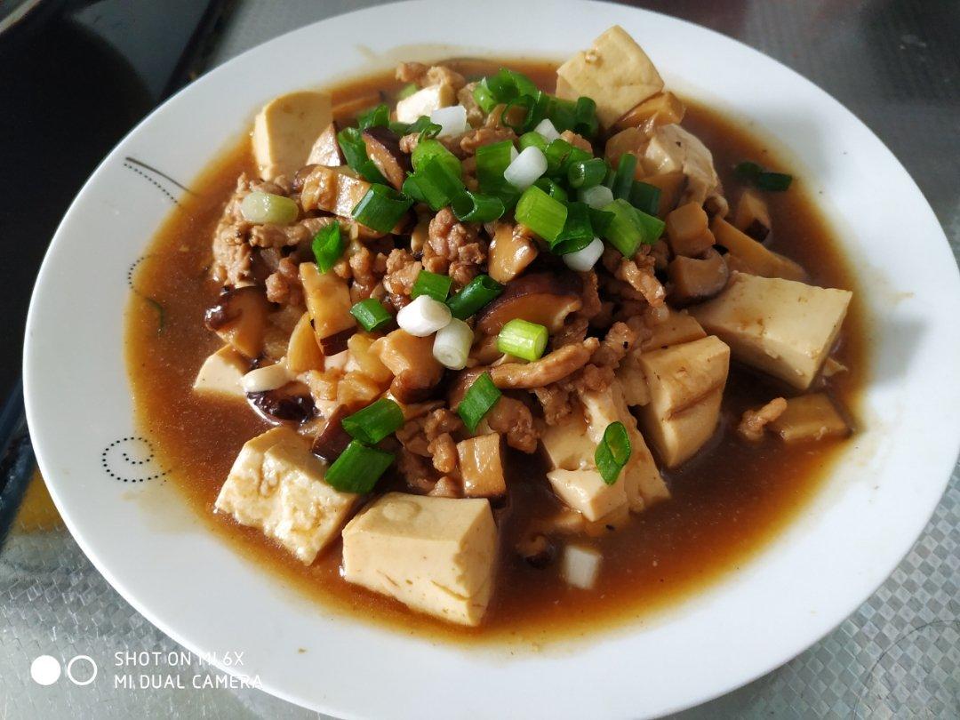超级下饭的香菇肉沫豆腐