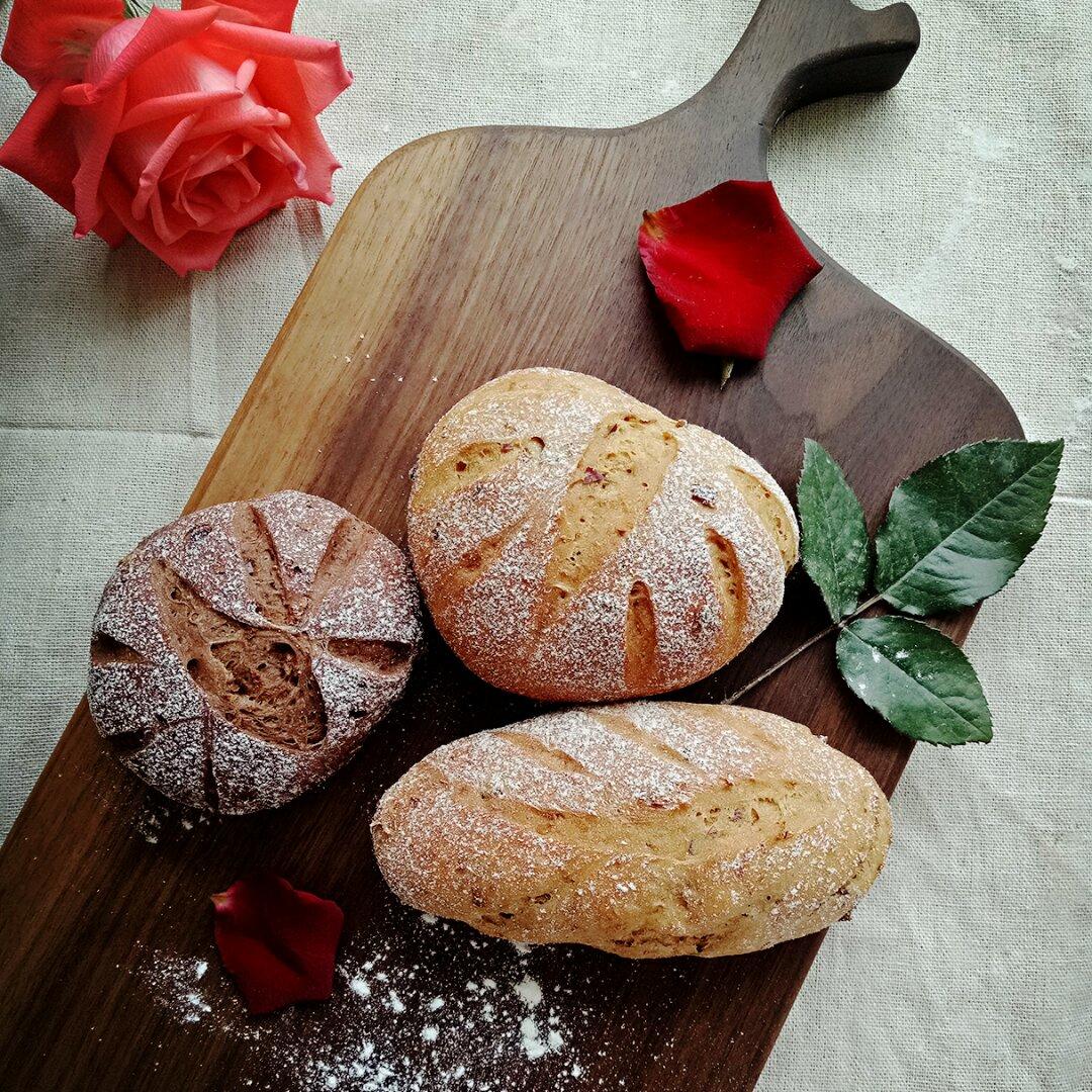 红枣胚芽软欧---负担小小的面包