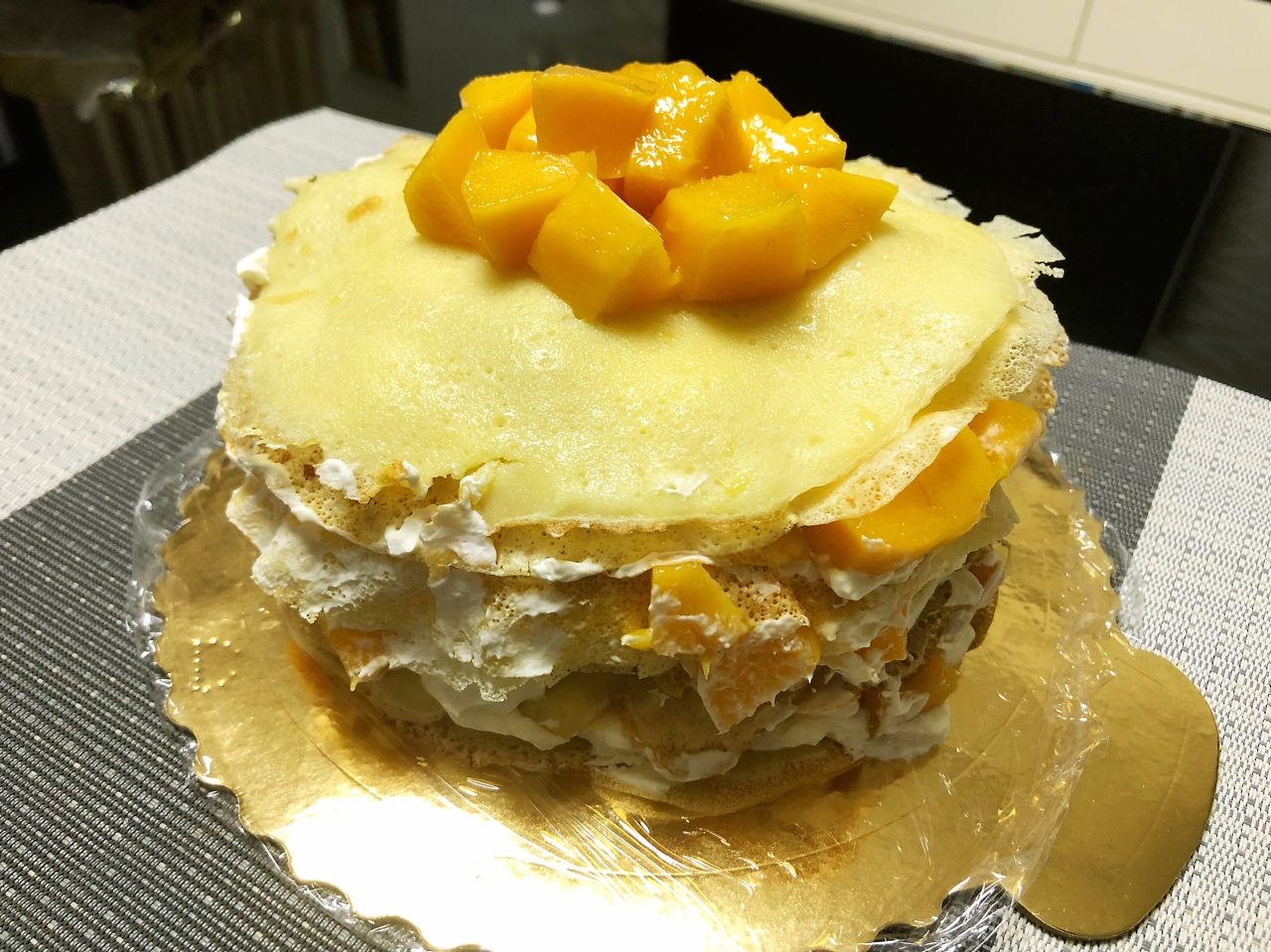 六寸芒果千层蛋糕