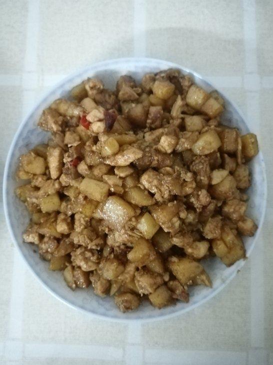 一道怎么做都好吃的干煎土豆鸡丁（红烧，咖喱，椒盐，孜然）