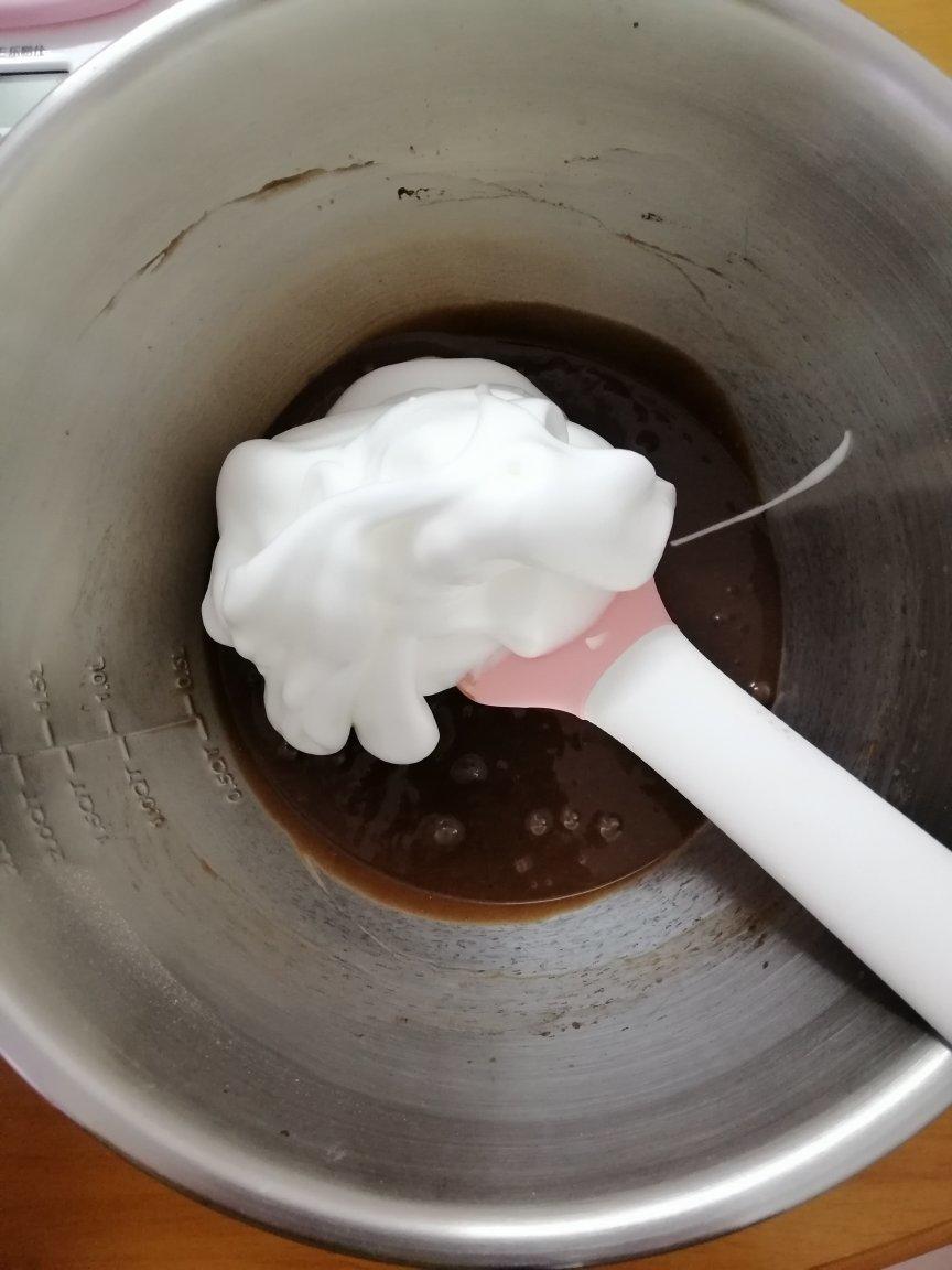 蛋糕卷这样做‼️不掉皮不开裂（小视频食谱）