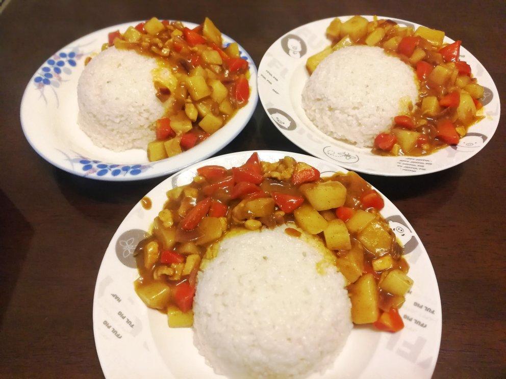 咖喱土豆鸡块