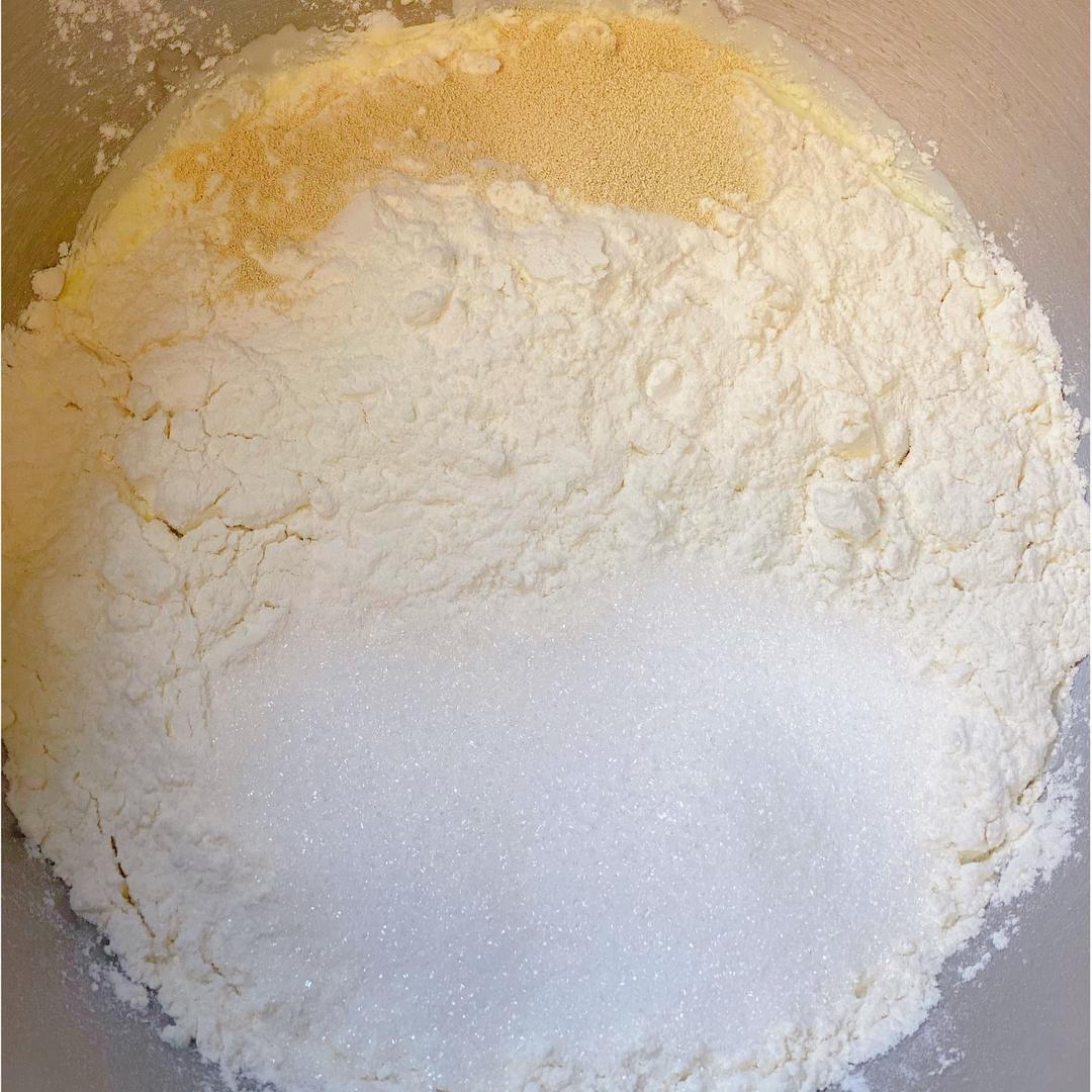 纯奶手撕吐司的做法 步骤1