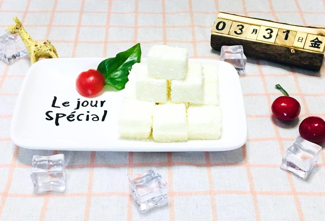 完胜85度C牛奶椰丝小方