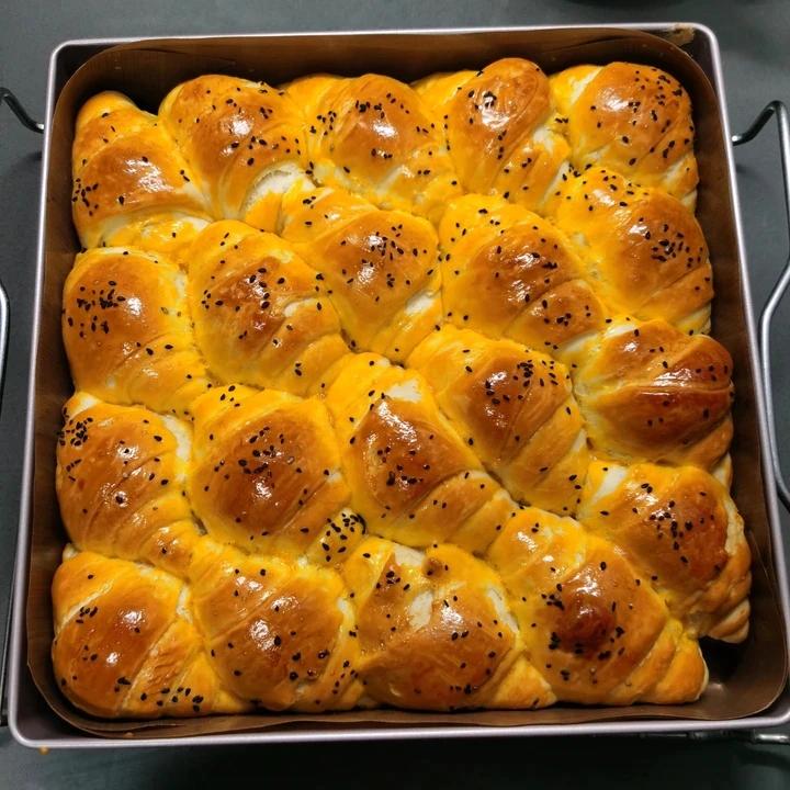 超级拉丝的牛奶面包