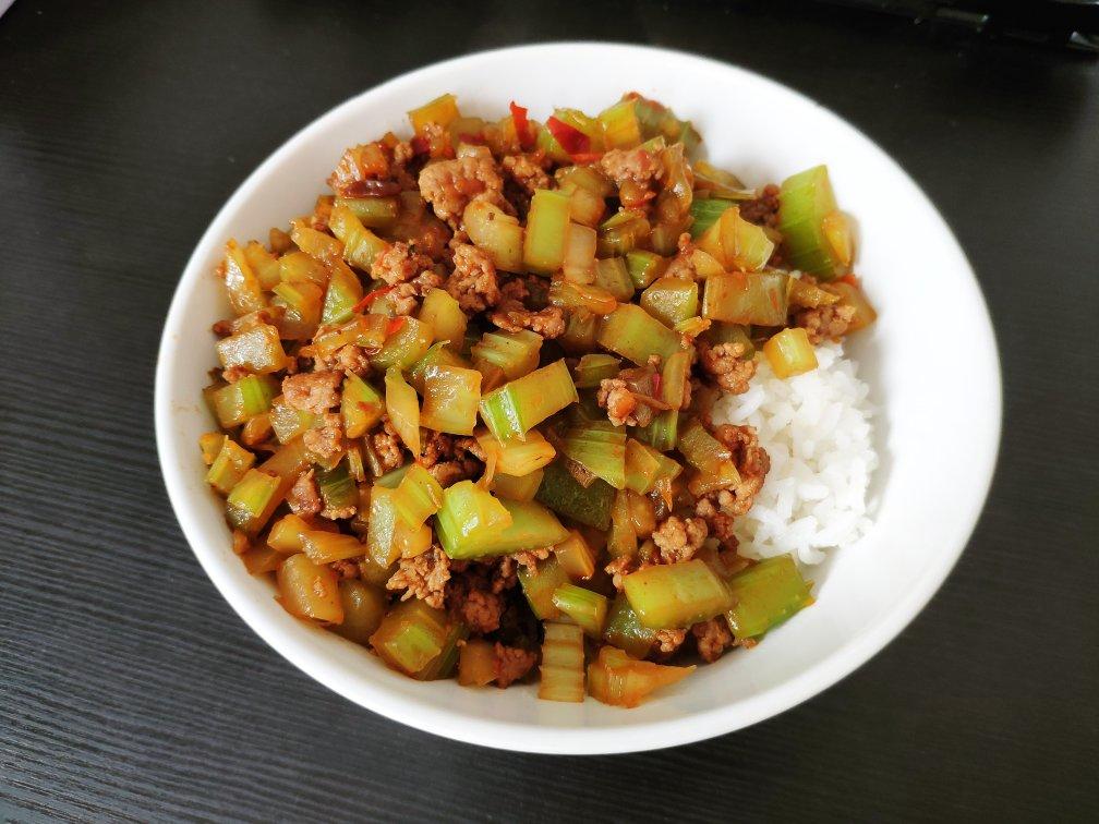 肉末西芹（超下饭）