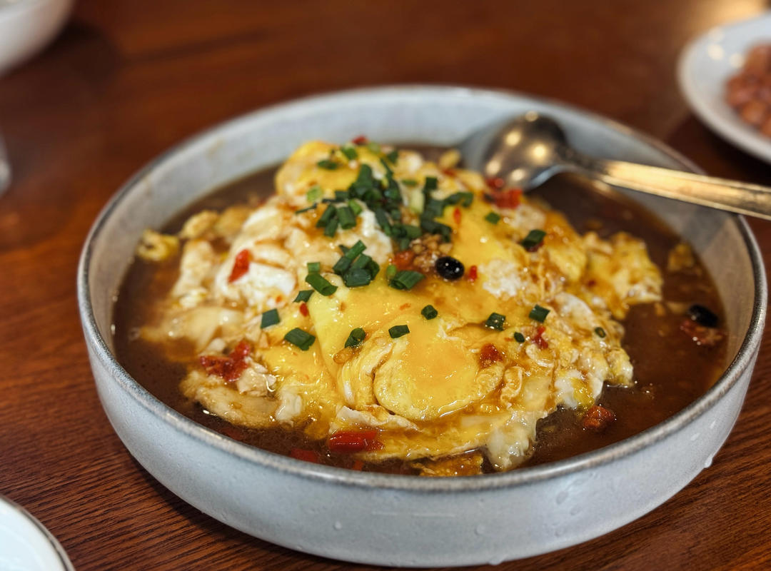 爱就是在一起。走遍世界。揽尽风景。食尽美味。感受美好。