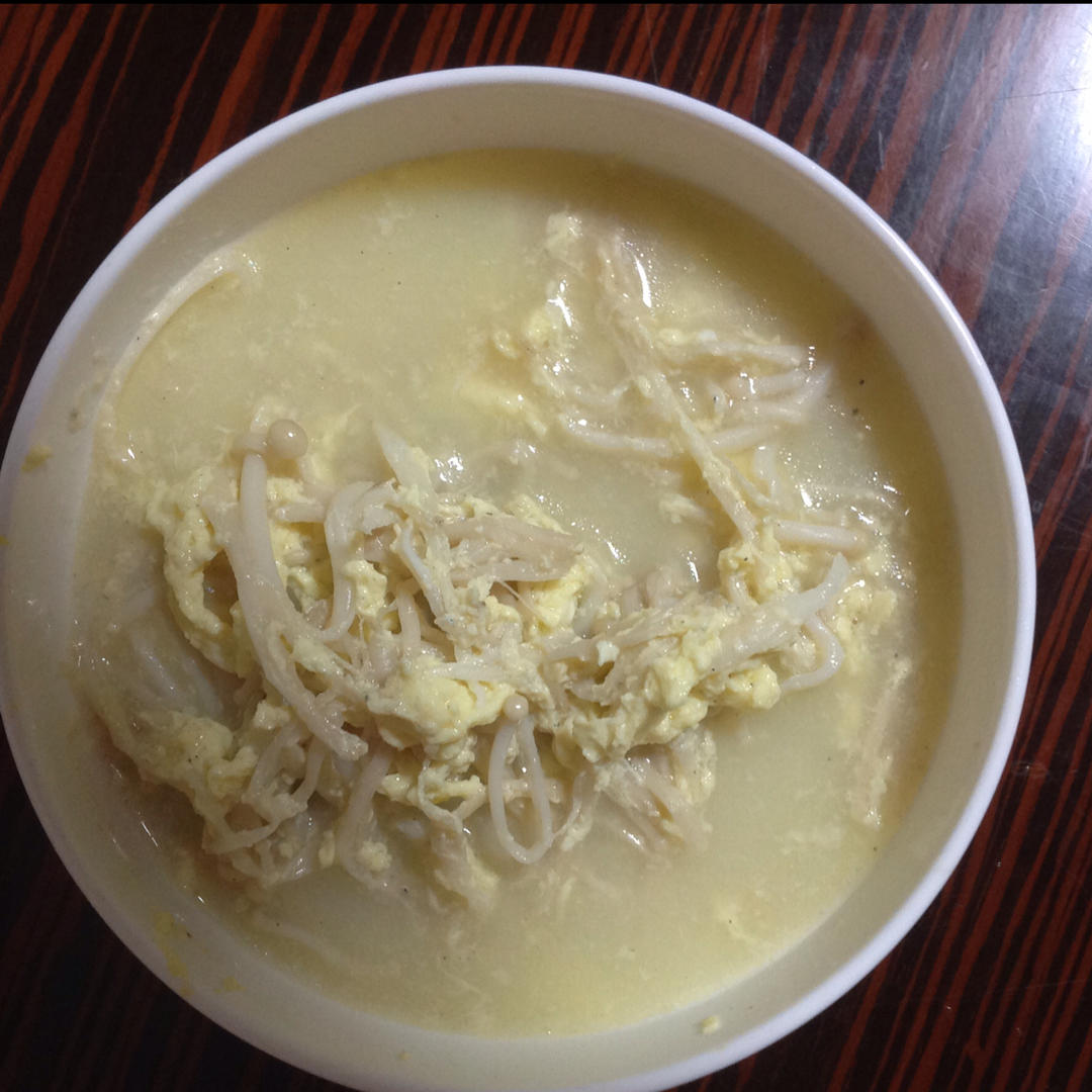 银鱼菌菇鸡蛋汤