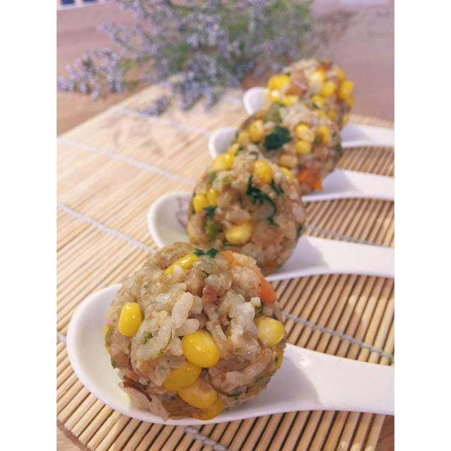 心情饭团
