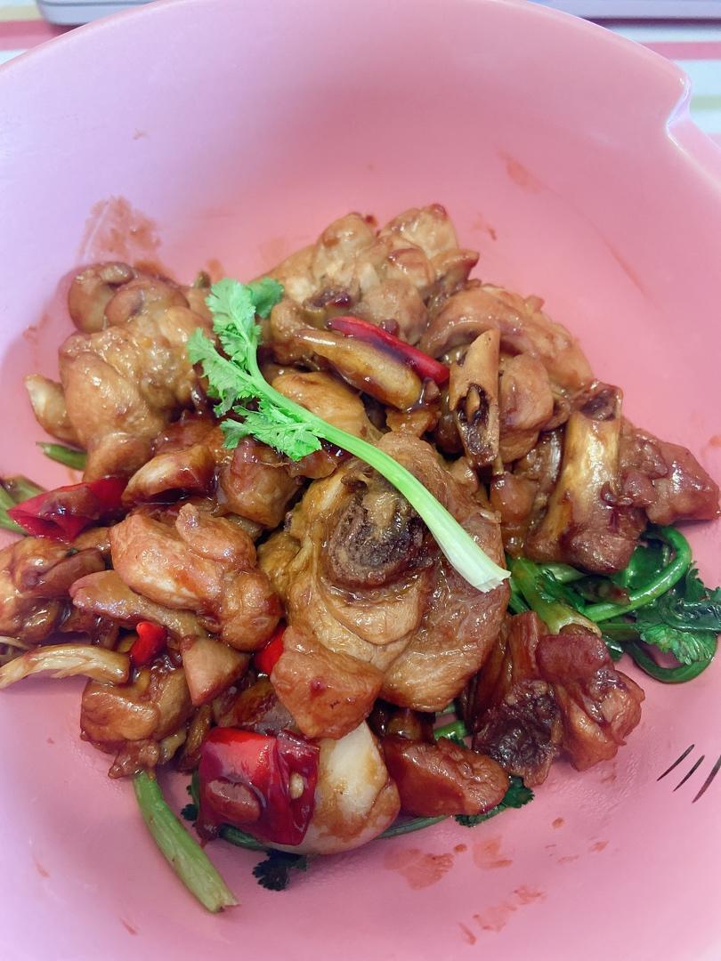 台式三杯鸡