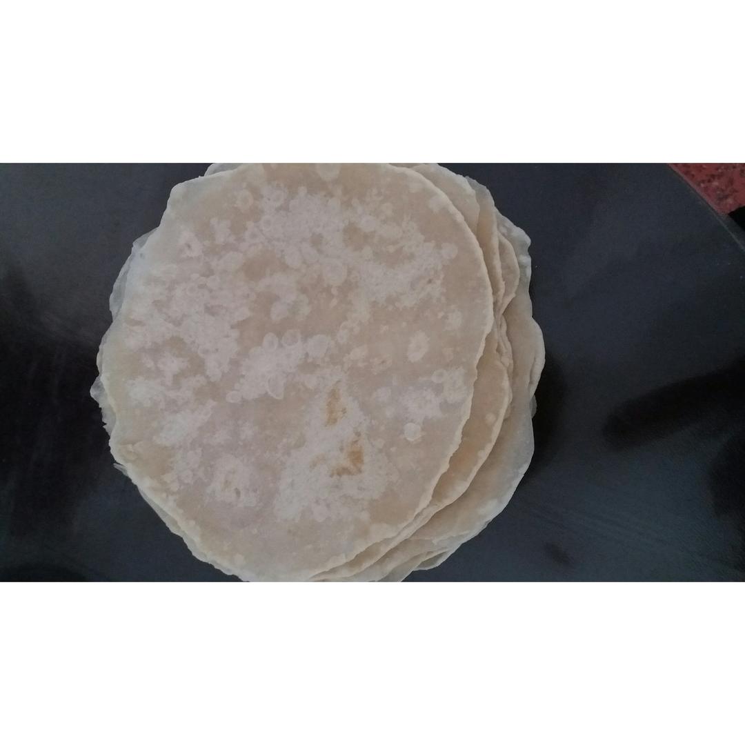 烙春饼(用视频告诉你，这饼有多软)