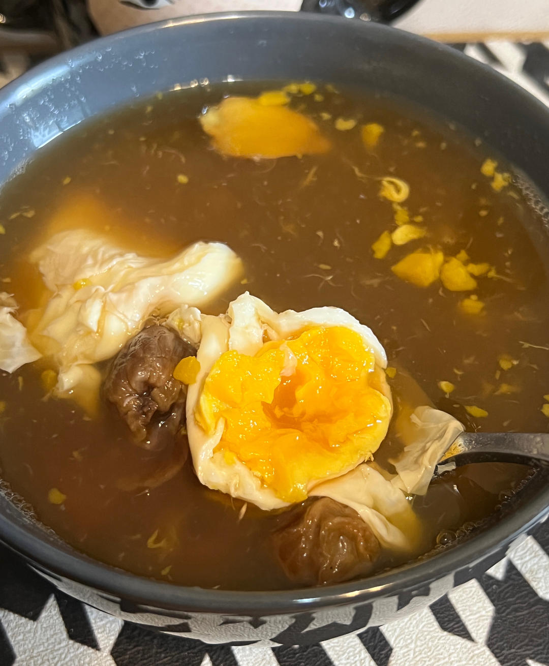 女性经期必喝-姜枣鸡蛋红糖水