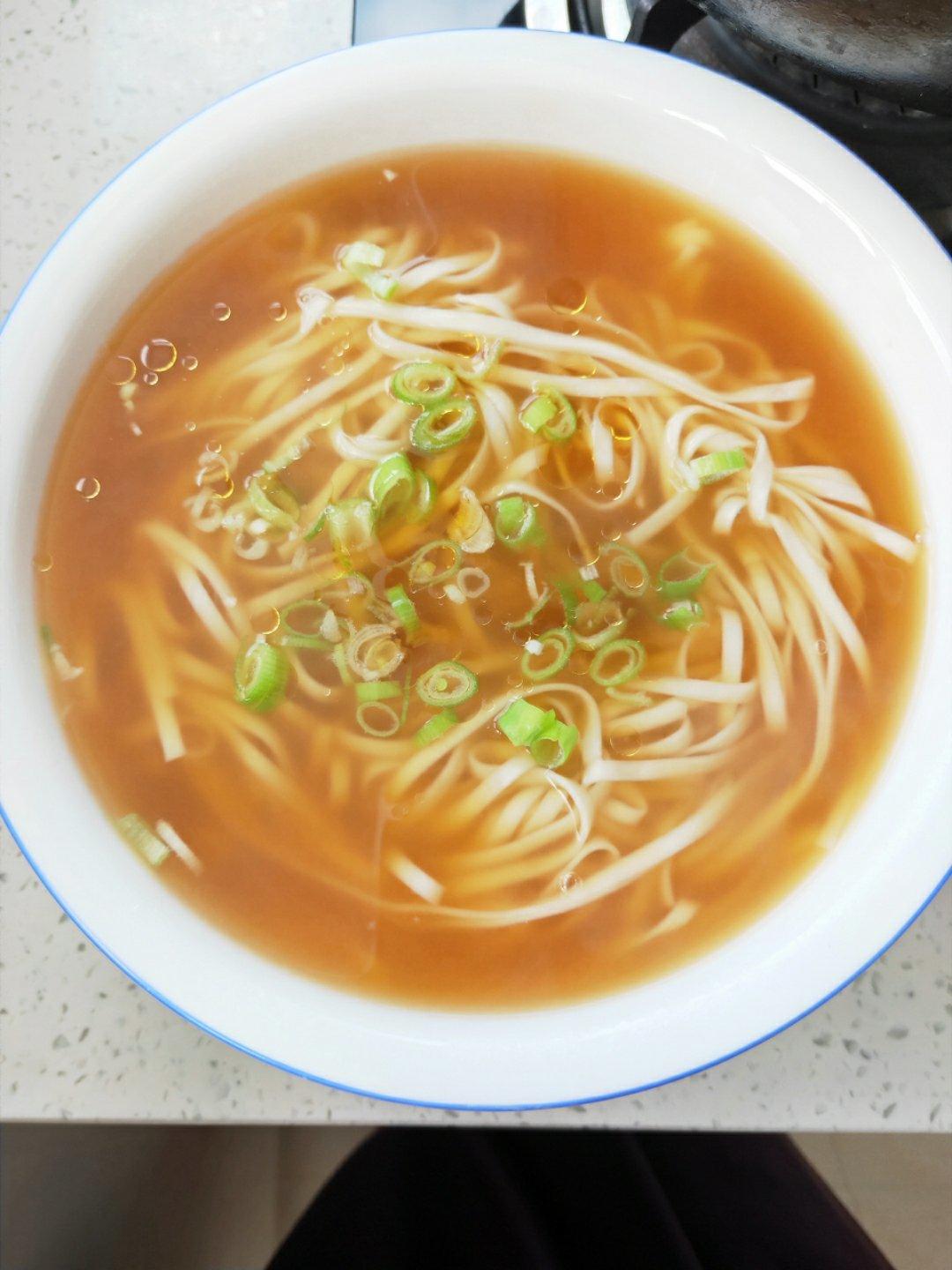 家常 阳春面