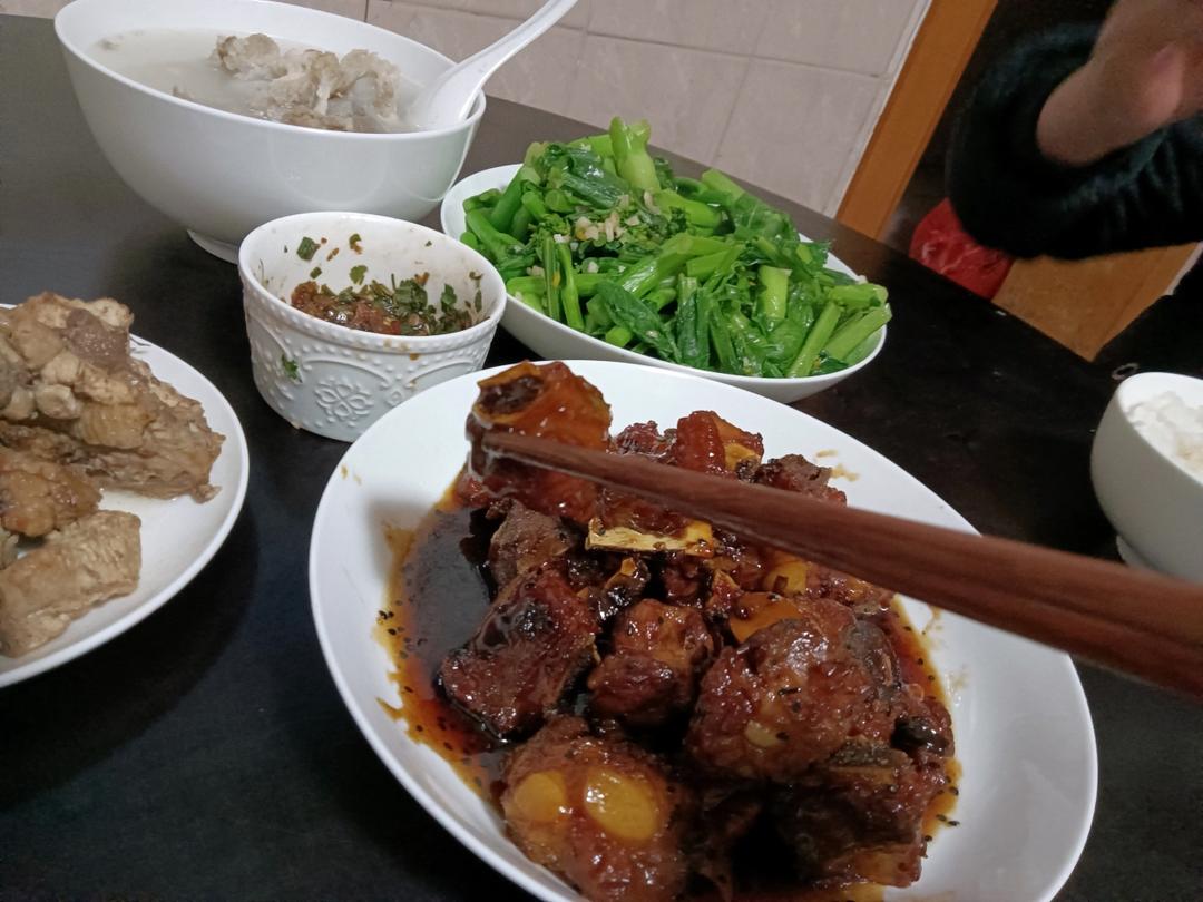 零失败的“糖醋排骨”黄金配比酱汁