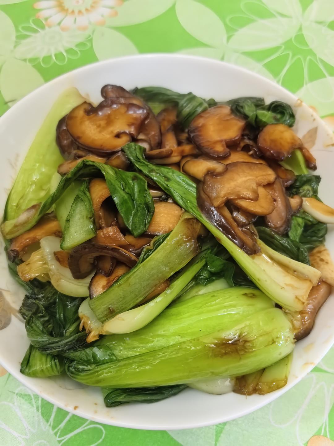 比肉还好吃的——蚝油香菇油菜