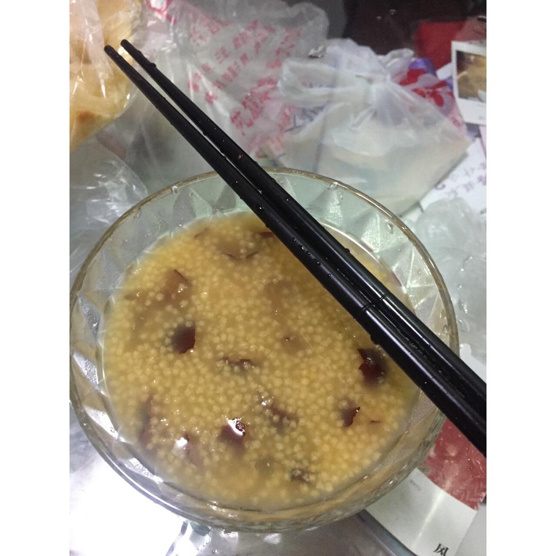 红枣小米粥