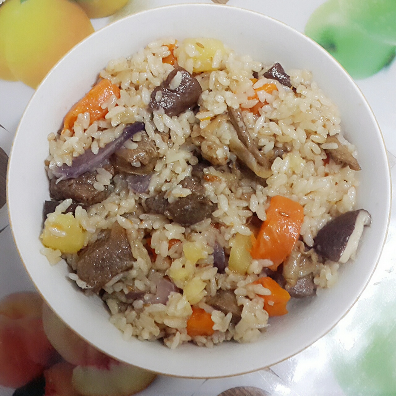 喷香羊肉焖饭