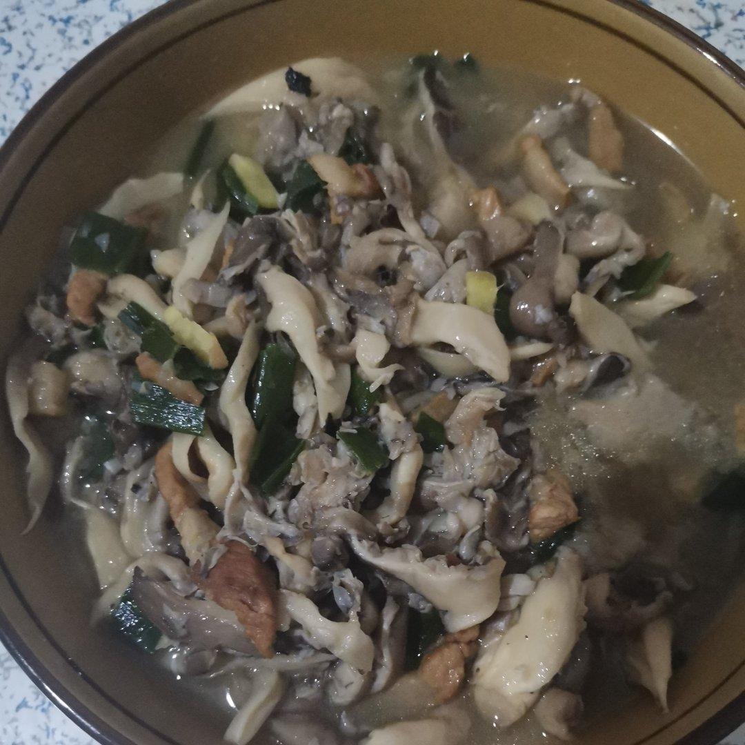 蘑菇炒肉丝