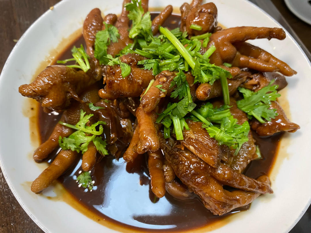 “销魂”卤鸡爪