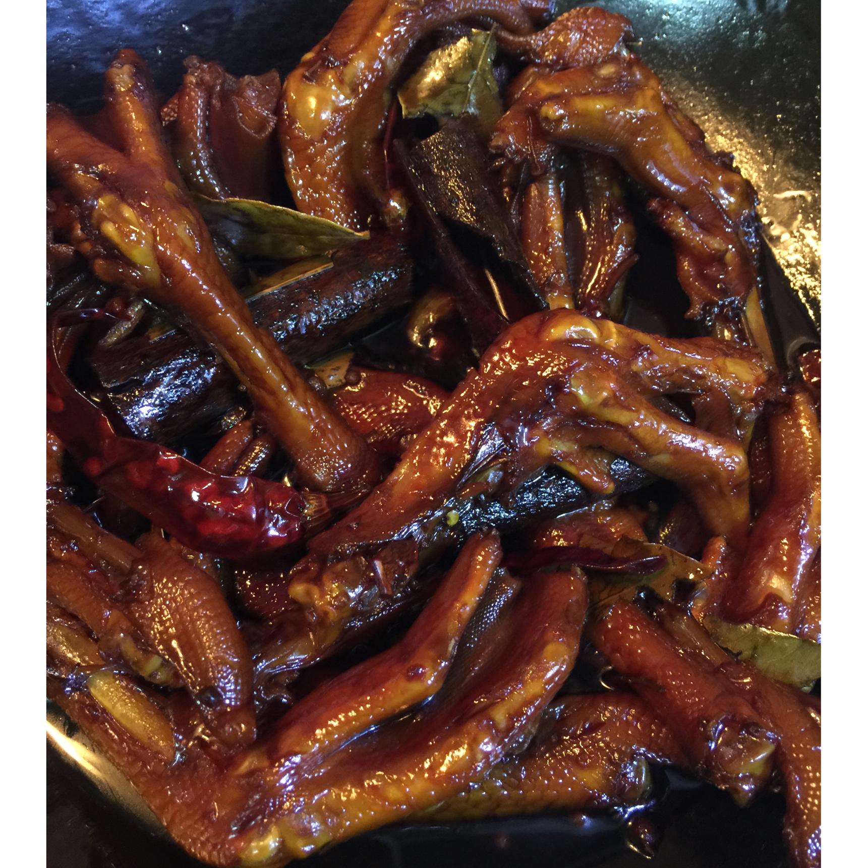 香卤鸭掌（好吃得不得了）
