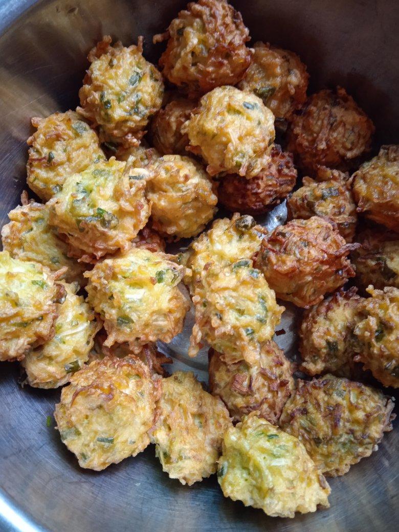 香炸萝卜丸子（外皮酥脆）