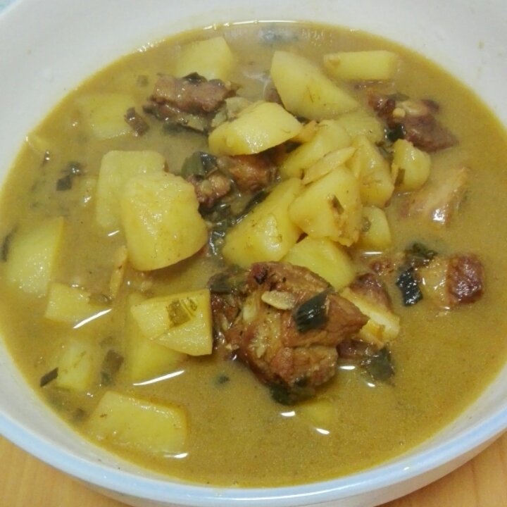 红烧排骨土豆