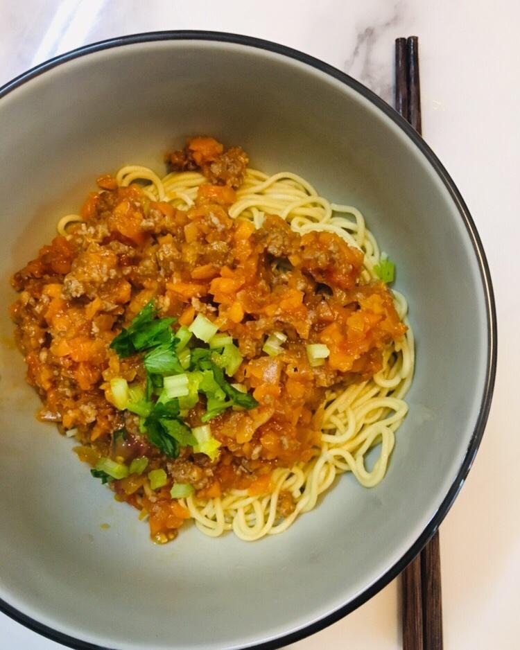 番茄肉酱意大利面