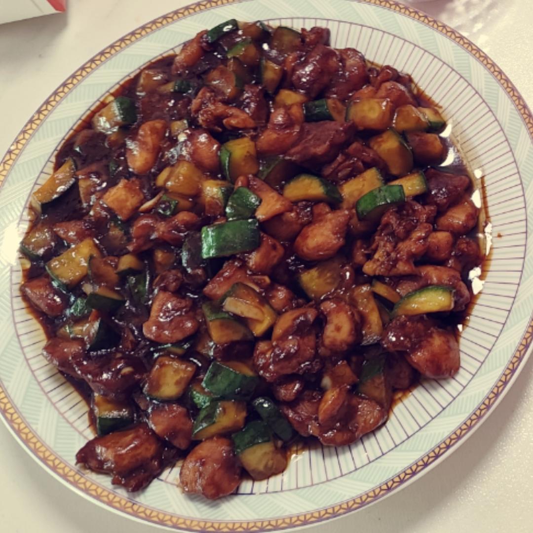酱爆鸡丁
