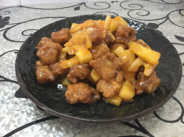 菠萝咕咾肉