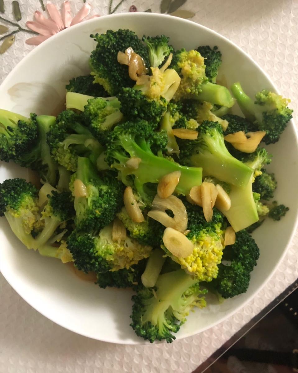 蚝油蒜蓉西兰花