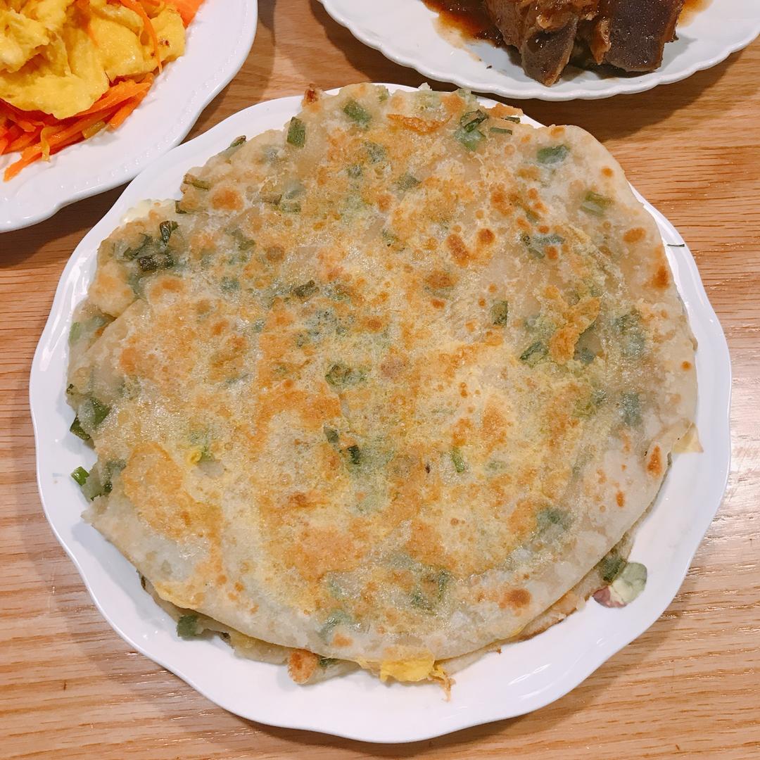鸡蛋葱油饼                  （更新饼坯保存方法）