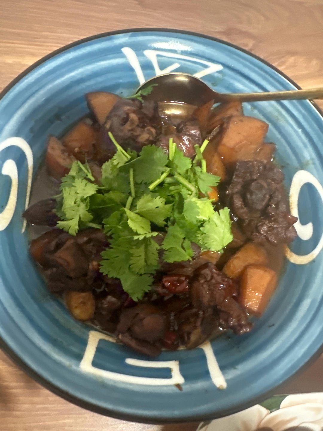 鸡腿顿土豆