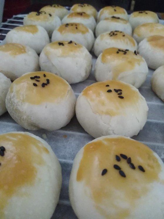 酥皮绿豆饼   酥得掉渣渣