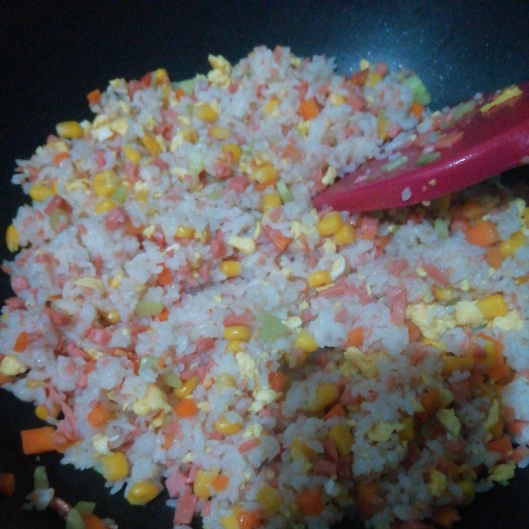 家常蛋炒饭