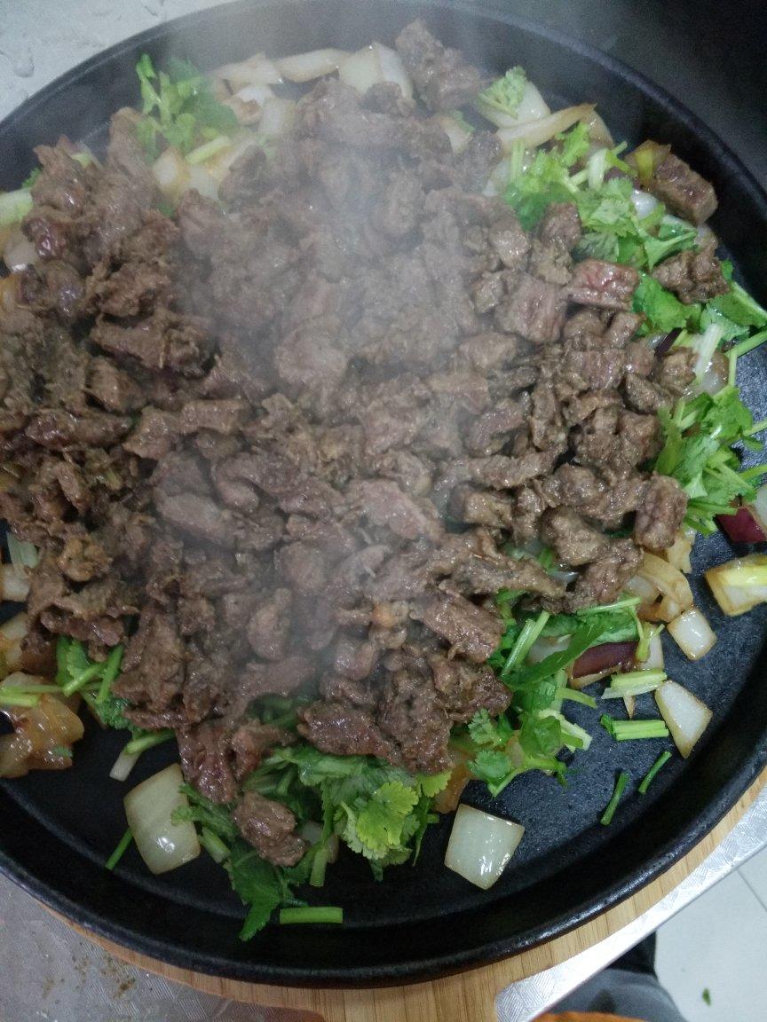 铁板牛肉
