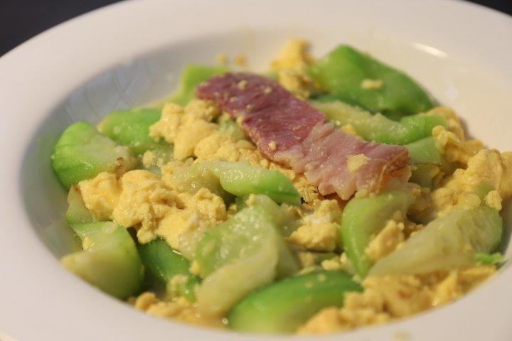 丝瓜炒蛋