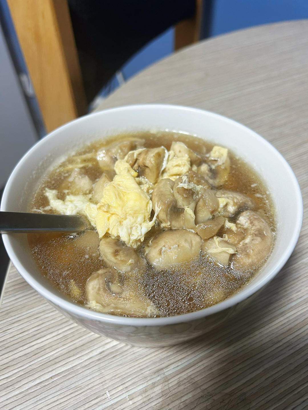 明明是素汤 却鲜得像鸡汤一样的「口蘑汤」