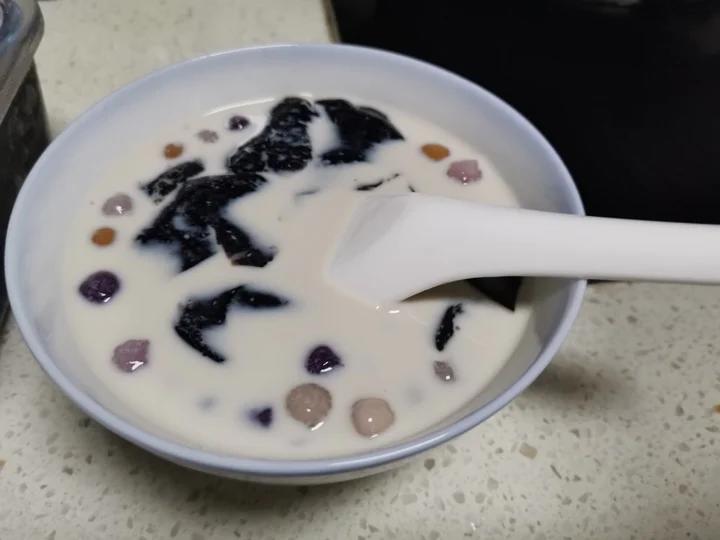 芋圆牛奶烧仙草