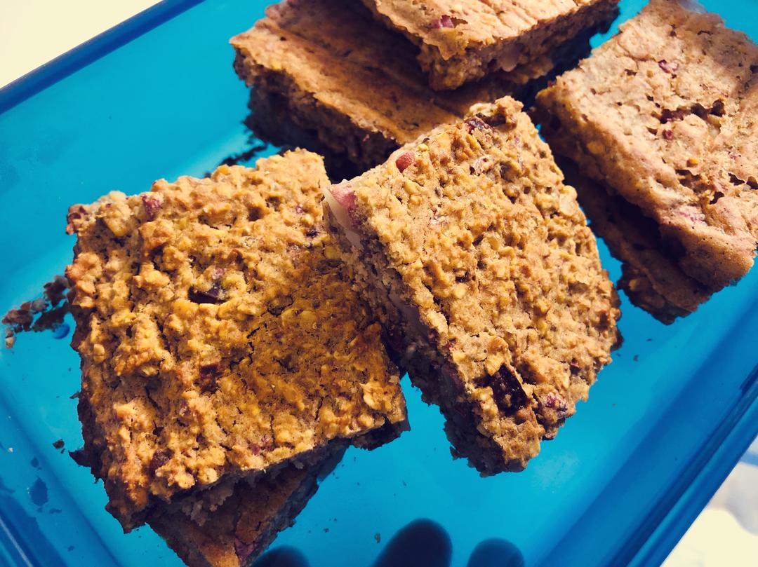 自制健身前抗饿无油无糖能量棒的做法