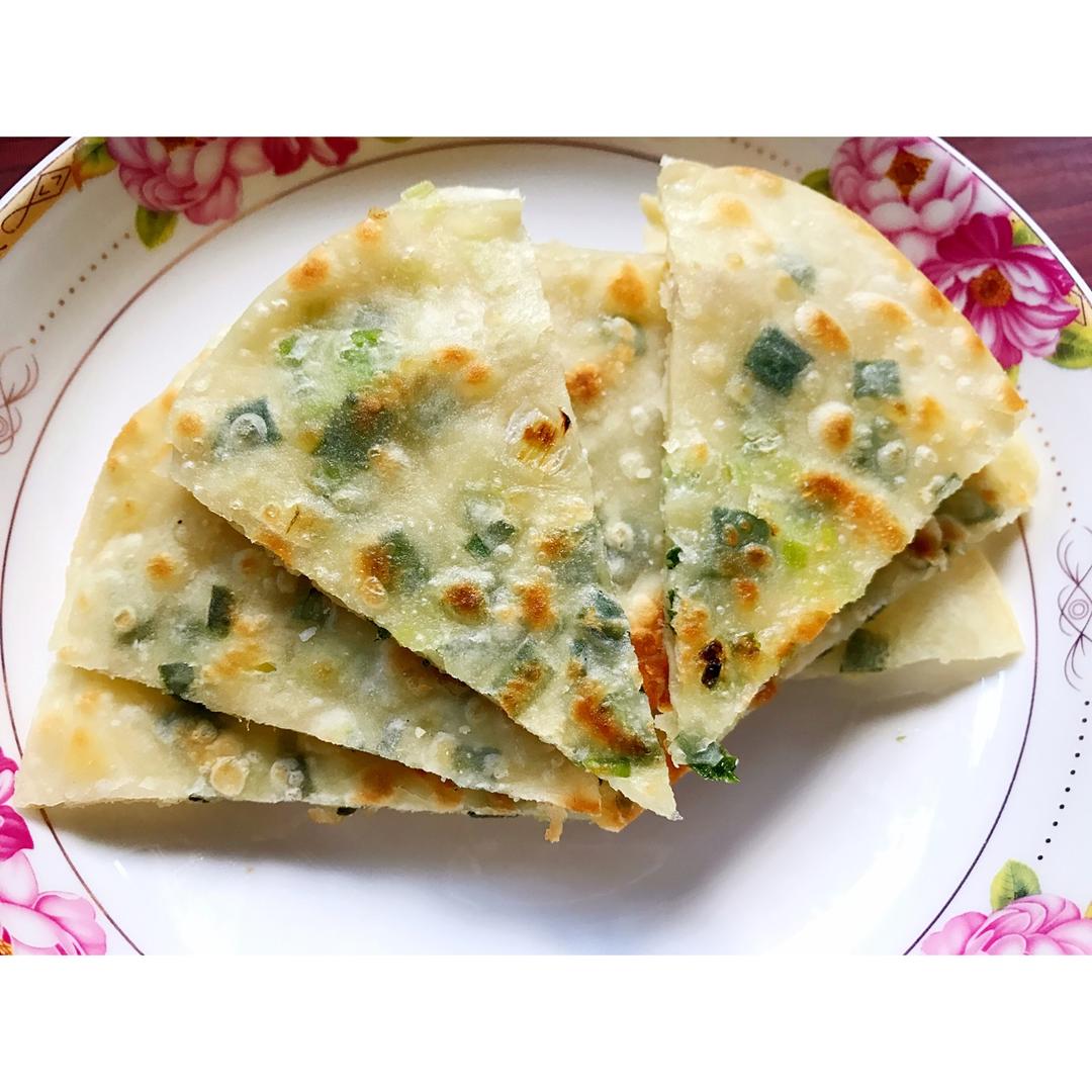 鸡蛋葱油饼                  （更新饼坯保存方法）