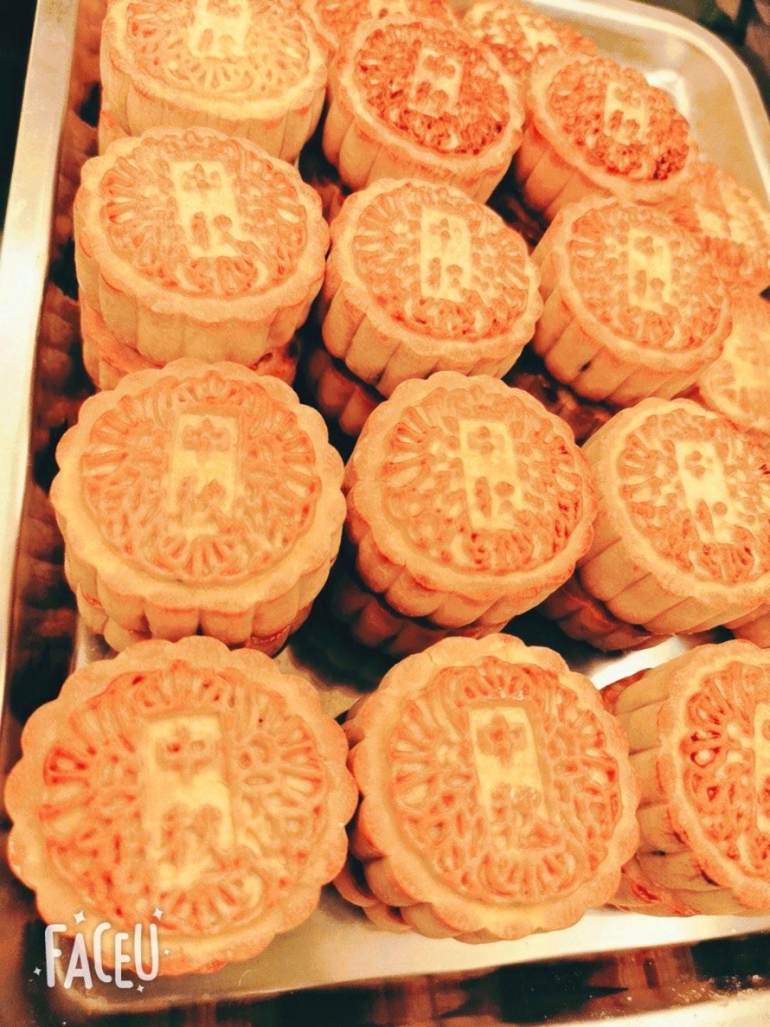 广式月饼—蛋黄莲蓉月饼