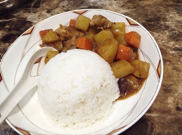 咖喱土豆鸡肉