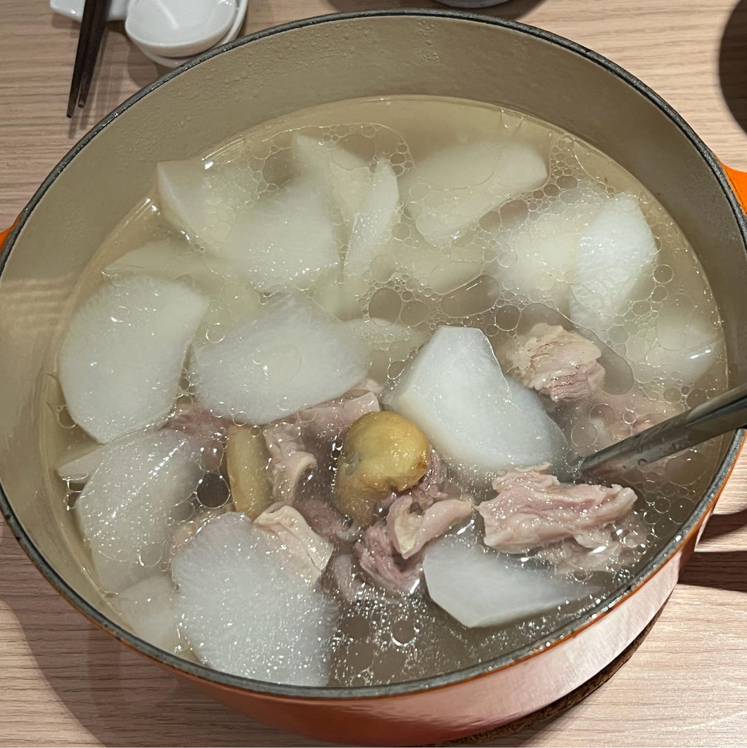 清炖萝卜牛腩汤（铸铁锅版）