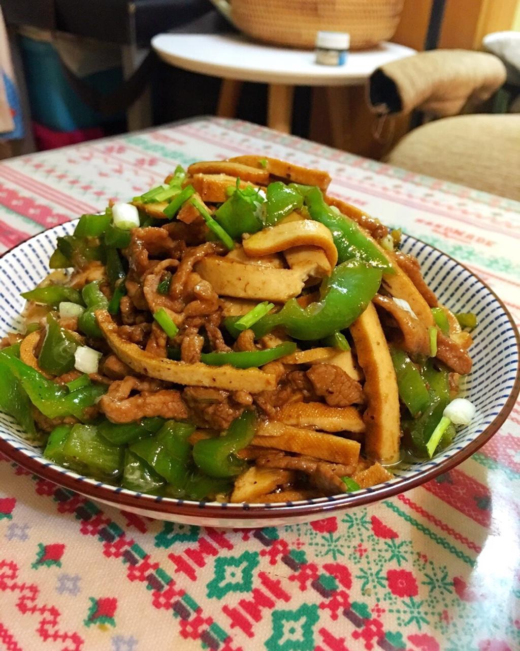 jane887做的青椒豆干炒肉丝