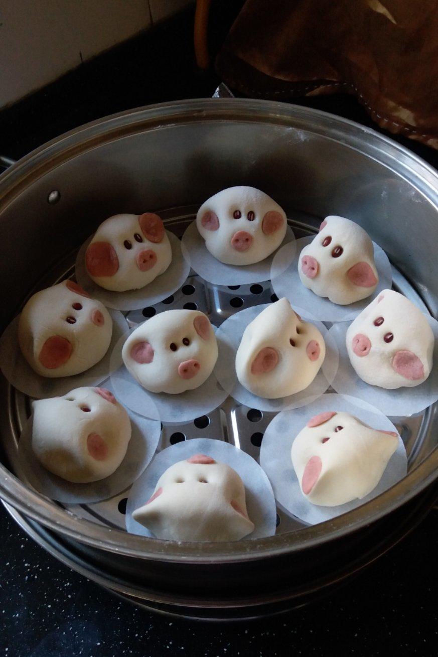 小猪奶黄包