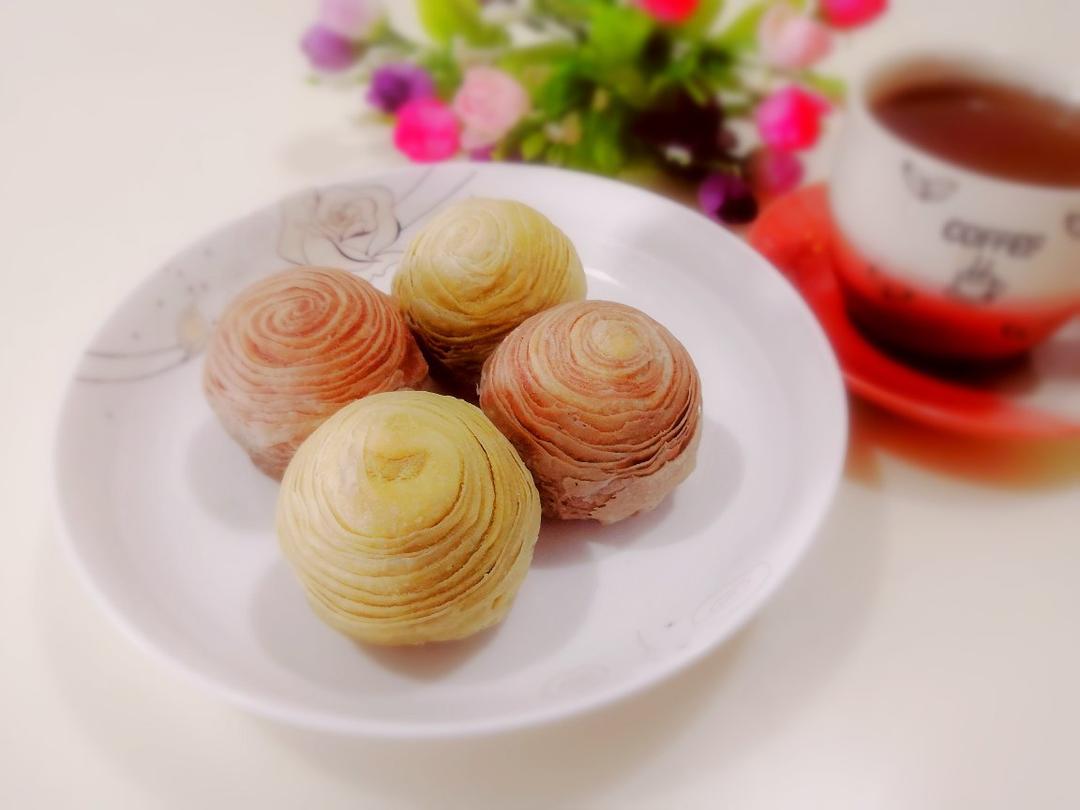 蛋黄酥~紫薯、抹茶、原味~花好月圆，中秋快乐~内附一次做六色蛋黄酥方法~